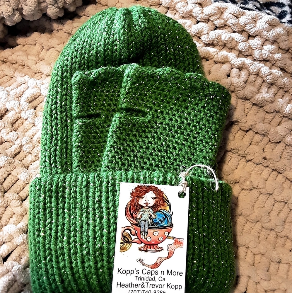 Handmade crochet hat and gloves set